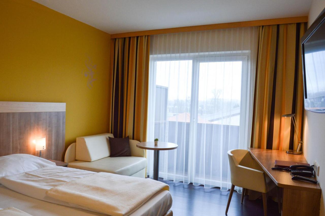Hotel Roemerhof Tulln An Der Donau Екстер'єр фото